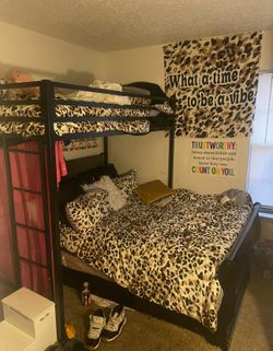 Top loft bed