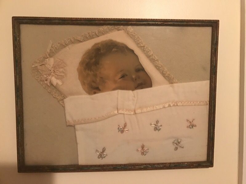 Beautiful Antique Vintage Baby Picture
