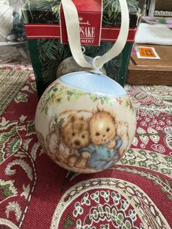 Vintage: Hallmark Keepsake Ornament 