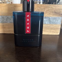 Prada Luna Rossa Ocean