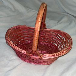 Pink wooden basket Easter decoration costume