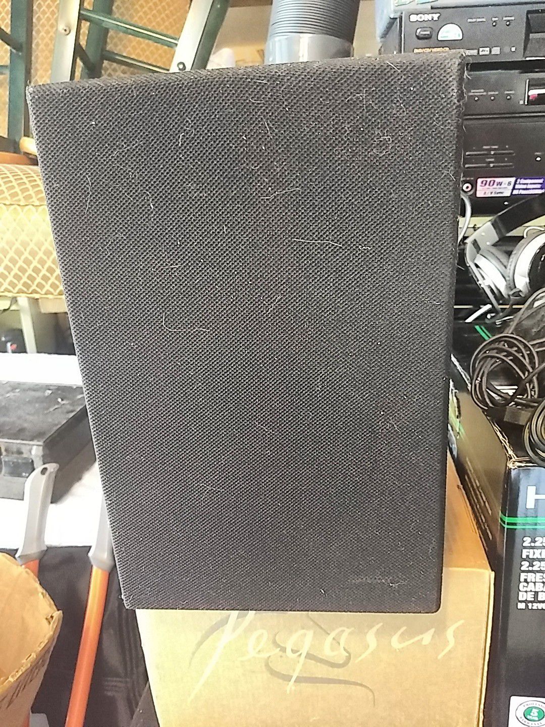 One Bose model 21 Speaker $10
