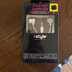 Fashion earbuds 