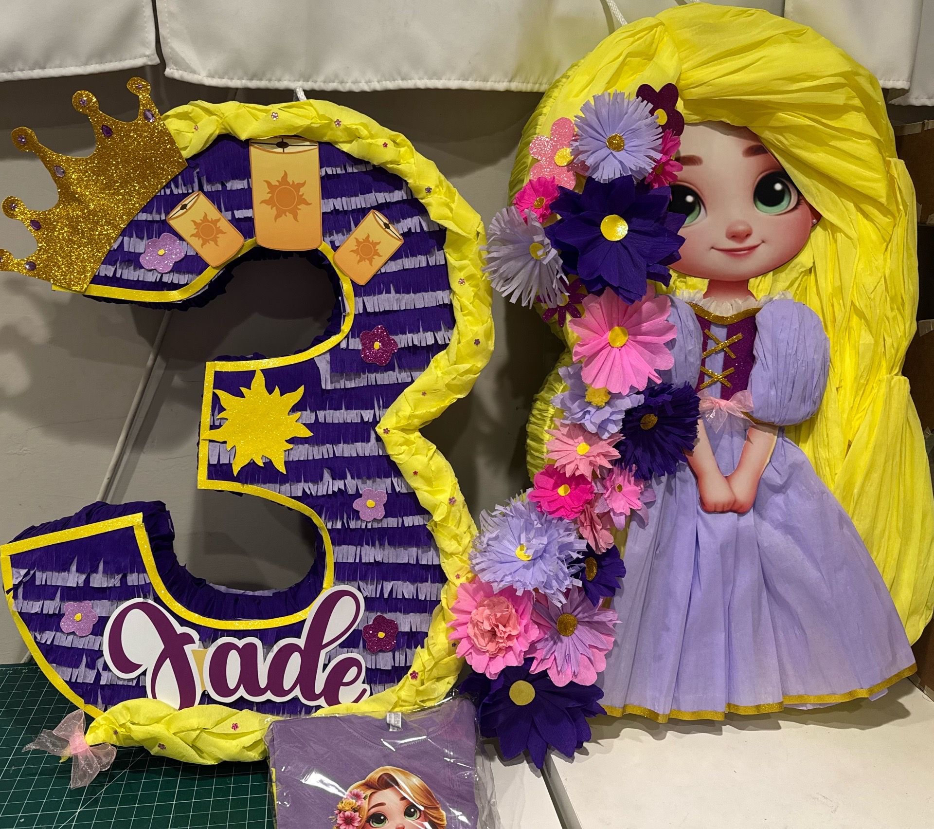 Repunzel pinata