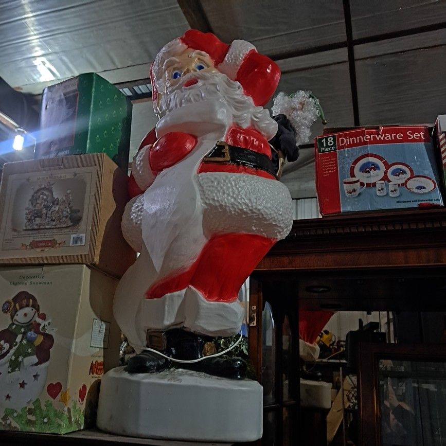 Blow Mold Santa