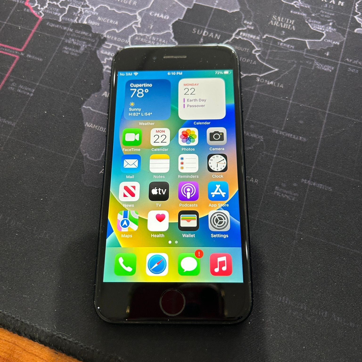 Apple iPhone SE 2020 2nd Gen 64GB UNLOCKED Fully Functional