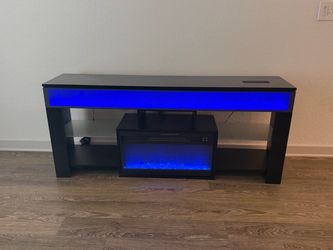 62โ inch electric fireplace built in sound bar with blue tooth TV stand