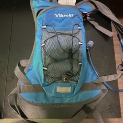 Vibrelli Hydration Pack