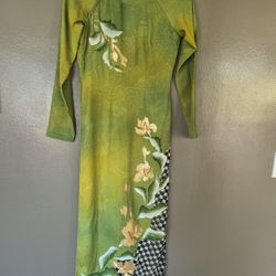 Ao Dai Size Small