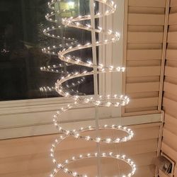 Trim A Home Holiday 250 Clear Light 6 Foot Spiral Christmas Tree Decoration