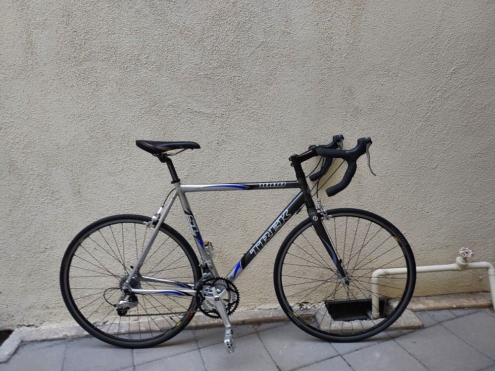 Trek 1000 Road Bike