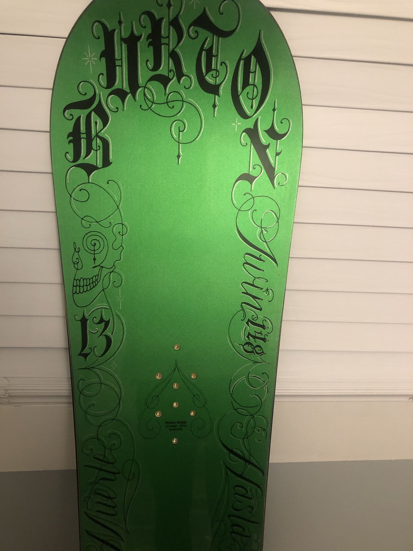 Burton Hasta La Muerte Snowboard - New With Bindings And Bag for