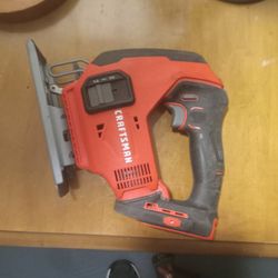   CRAFTSMAN V20 cordless jig saw. 
