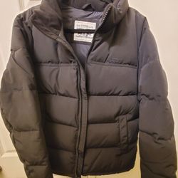 Brand new Levis puffer jacket *price Firm* size large black 