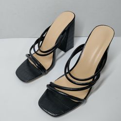 black Shein Croc Embossed Faux Leather Strappy Mules with a chunky block heel SIZE 7.5 US