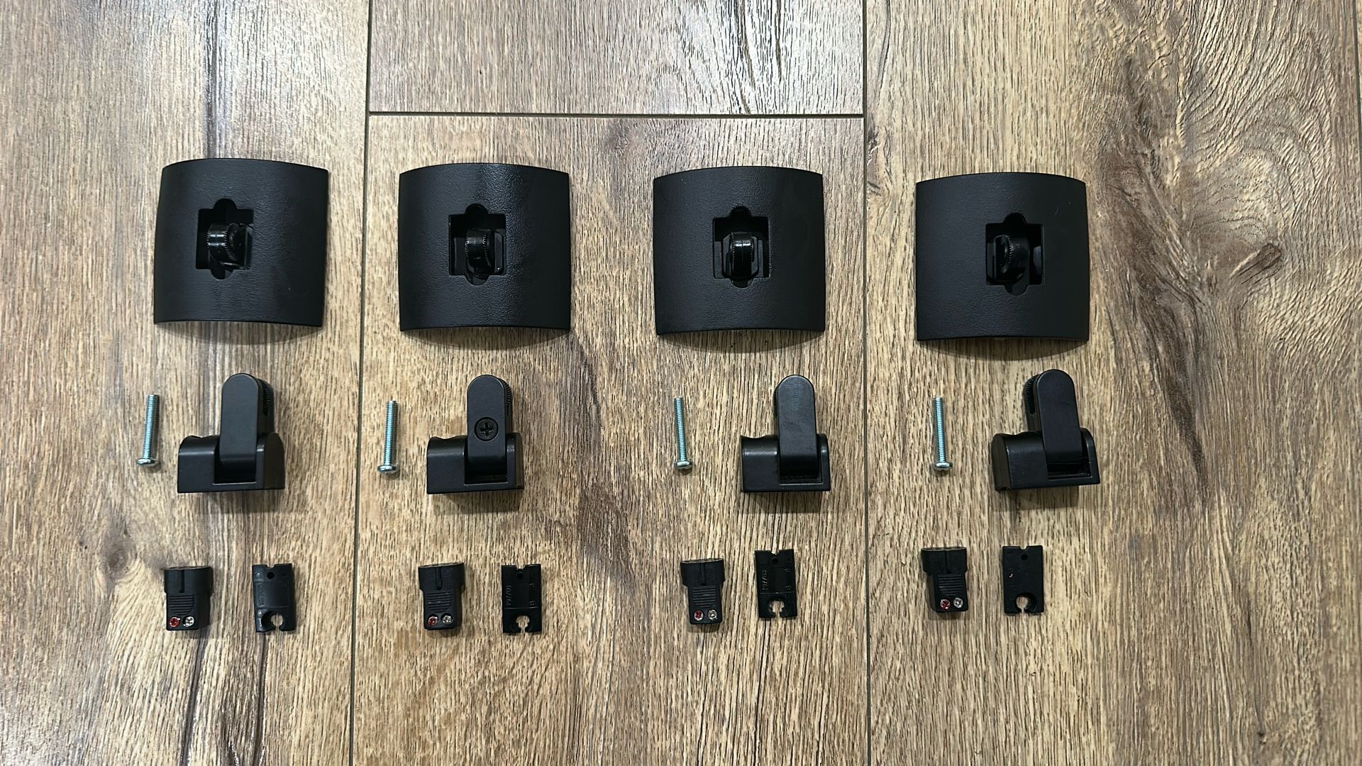 Bose Jewel Cube Speaker Set – 5 Satellites + Center + Original Cables & Mounts