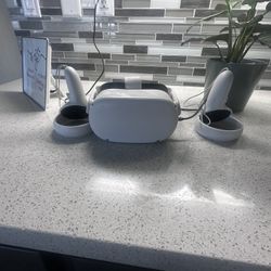 Meta Quest 2 VR Headset
