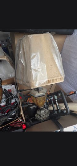 2 Lamps