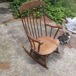 Solid Wood Rocking Chair