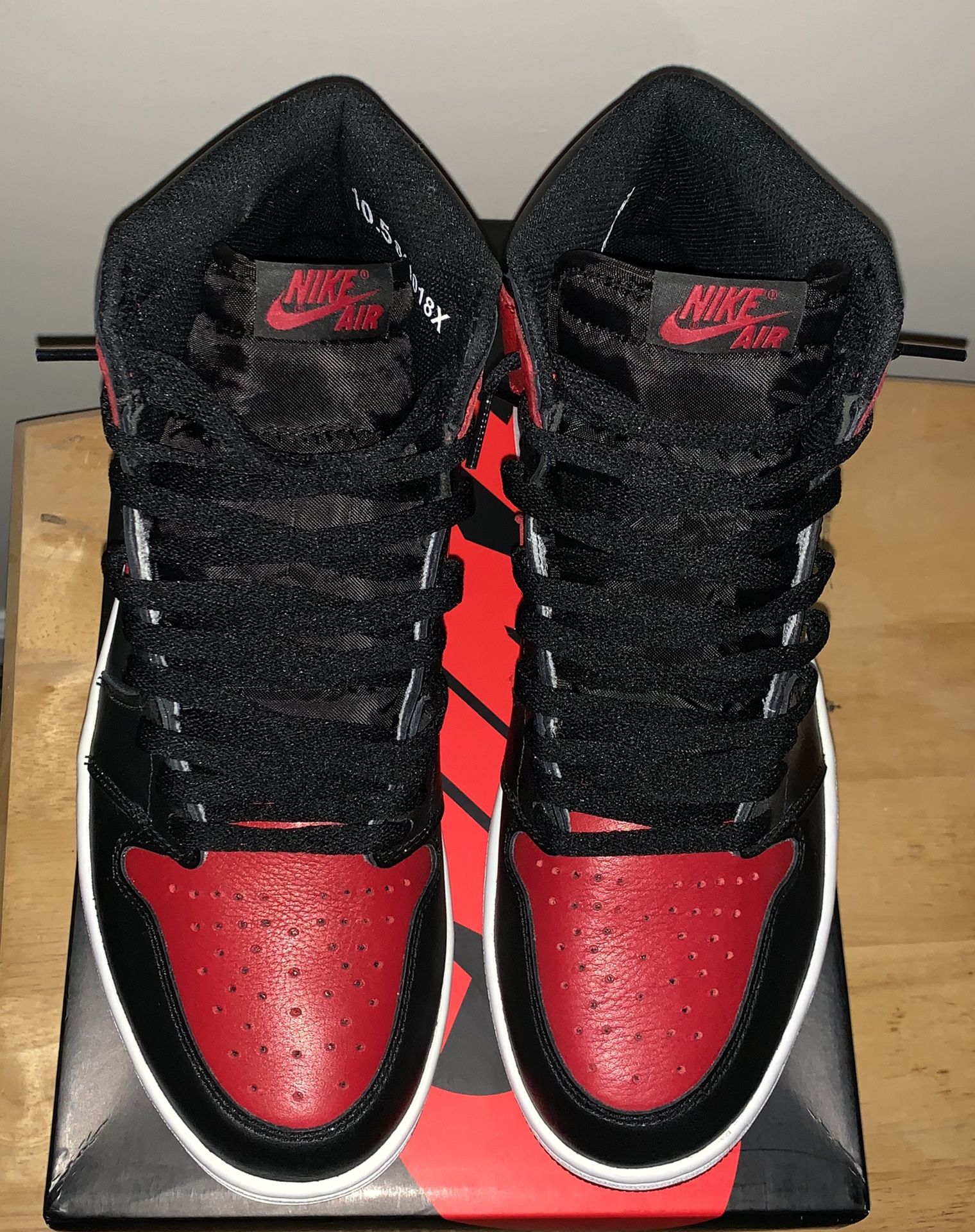 Nike Air Jordan 1 Retro High OG Bred Banned Black Red 2016