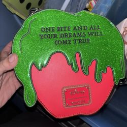 Loungefly Purse Snow White Apple NWT 