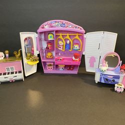 Shopkins Wardrobe Set (19 Shopkins Included)