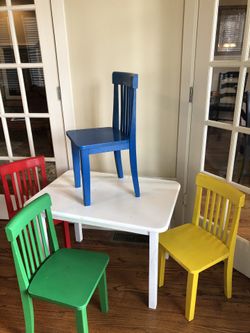 Kids Table & 4 Chairs