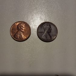 №079/080.#2 Lincoln Pennies Same Era (1977 & 1974) 1 Red/2 Black 90% /95% Mint Condition. $25.78 Each. Cash Only