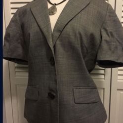Banana Republic stylish  short sleeve   Women’s dress Jacket
