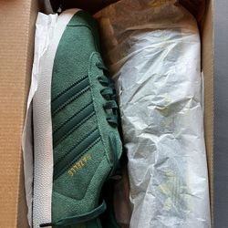Adidas Size 10.5