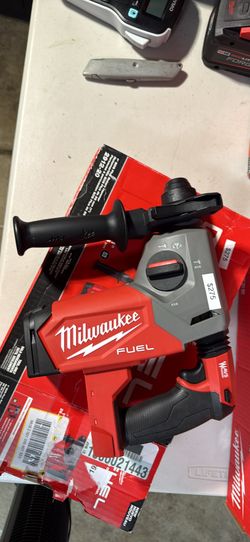 Milwaukee Fuel SDS Plus 1”