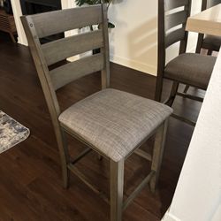 Counter Height Chairs