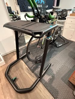 Triathlon Indoor training combo Cannondale Slice Wahoo Tacx Look