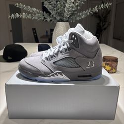 Jordan Retro 5 Wolf Grey Size 8