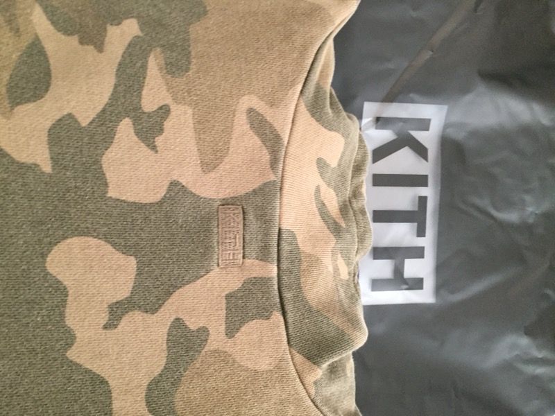 Kith Double Pocket Hoodie Woodland Camo sz Medium for Sale in Raleigh NC OfferUp