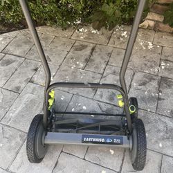 Earthwise 16 inch Manual Lawn Mower