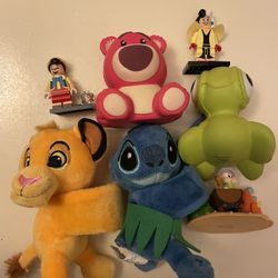 Disney Toy Bundle And Disney Top Wonder Cards