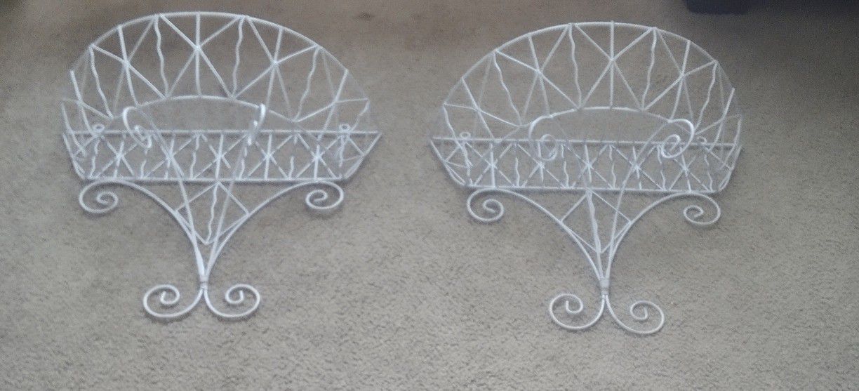 2 Farmhouse White Hanging Wall Plant Holders