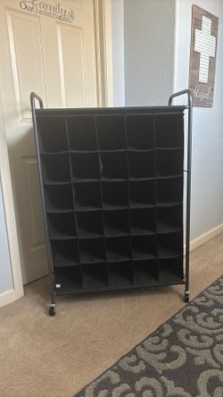 Shoe stand