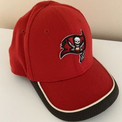 Toddler Buccaneers cap in great  condition. 