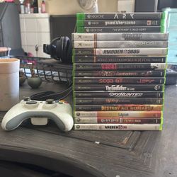 XBOX GAMES & Controller BUNDLE