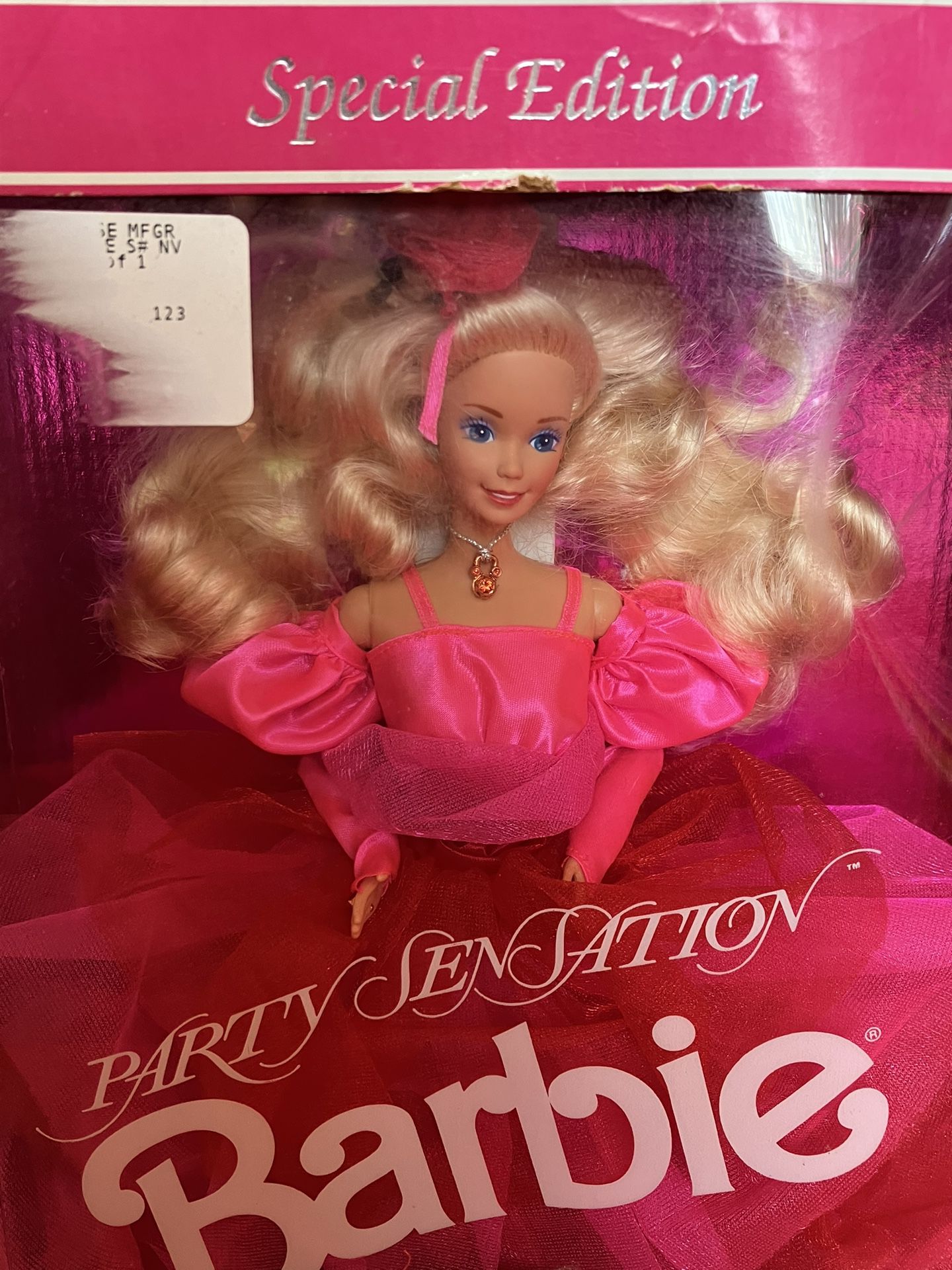 NEW Vintage BARBIE DOLL PARTY SENSATION SPECIAL EDITION ‼️ BOX DAMAGED ‼️ Price Is FIRM ‼️ See HUGE Collection ALL MUST GO ‼️ See Pictures ..
