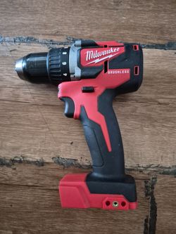 Milwaukee brushless 18v 1/2 drill