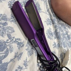 wavy talk straightener 
