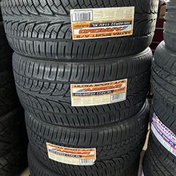 Vendo 305/40/R22 Nuevas Instacion Y BASLNCE Las 4 Llantas Por $500
