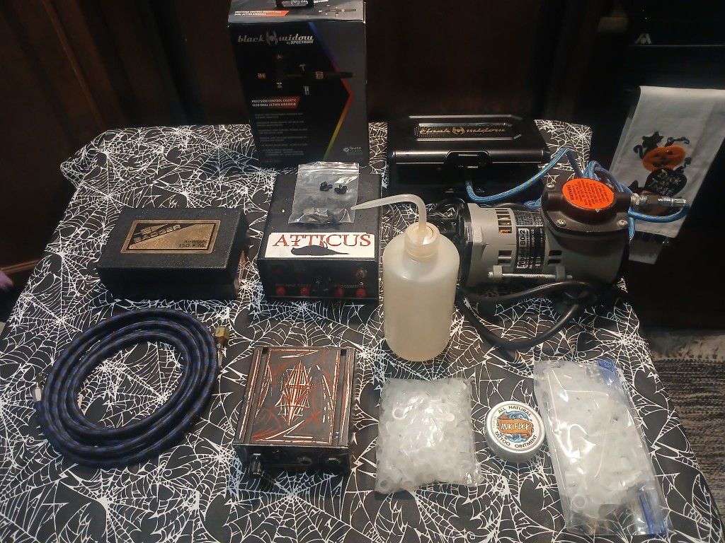 Airbrush Kit, Compressor, Hoses, Power Supply Box, Ink Caps