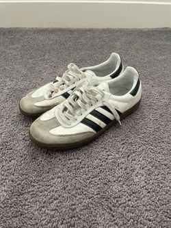 Sambas size 9