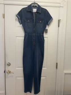 Brand New Women’s size XS Denim Romper. 