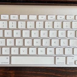 Apple Wireless Keyboard