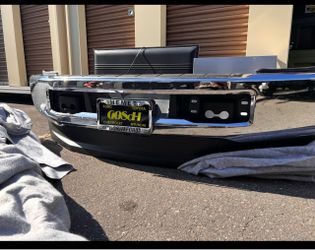 Chrome Front Bumper with License Plate Bracket